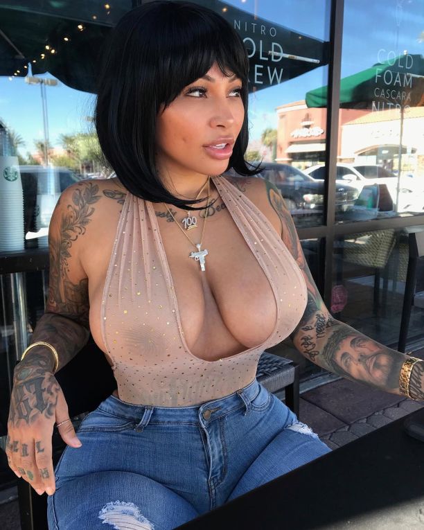   (Brittanya Razavi)  -     /  - 43