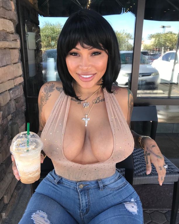   (Brittanya Razavi)  -     /  - 44