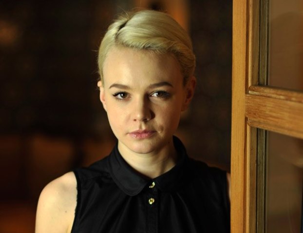 Carey Mulligan Photo (  )    /  - 29