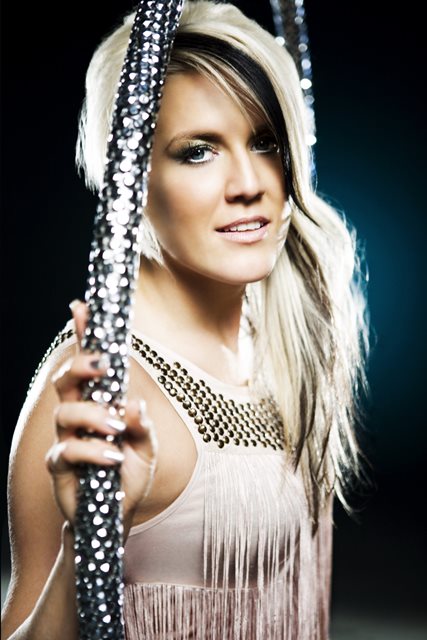 Cascada Photo ( )  ,  2013  /  - 15