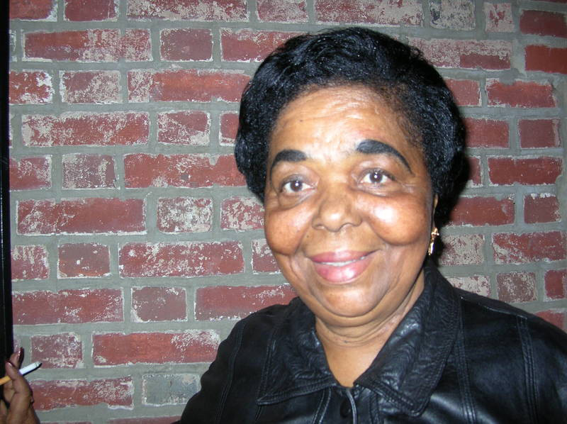 Cesaria Evora Photo (  )   /  - 4