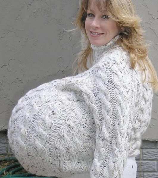 Chelsea Charms Photo (  )  , ,  /  - 7