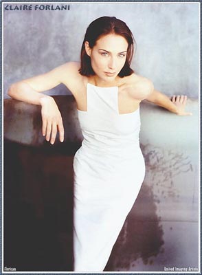 Claire Forlani Photo (  )    /  - 9