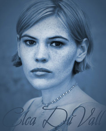 Clea DuVall Photo (  )    /  - 11