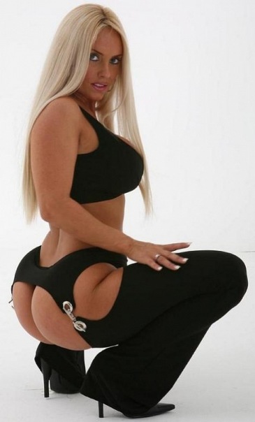 Coco Austin Photo (  ) ,  R /  - 40