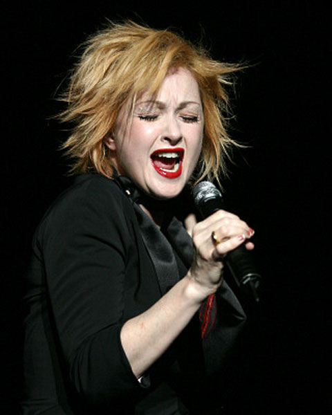 Cindy Lauper Photo (  )   /  - 12