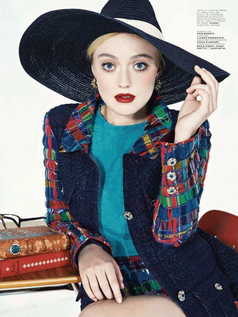 Dakota Fanning Photo (  )    /  - 5