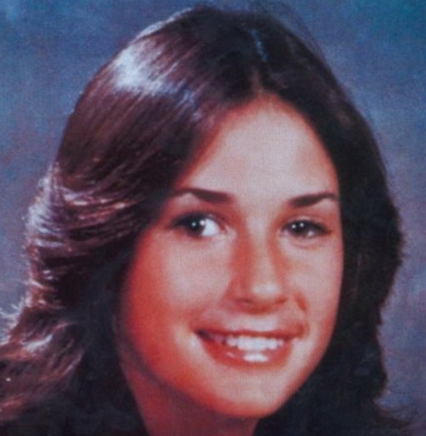 Demi Moore ( ) /  - 13