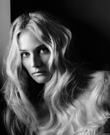 Diane Kruger Photo (  )    /  - 67