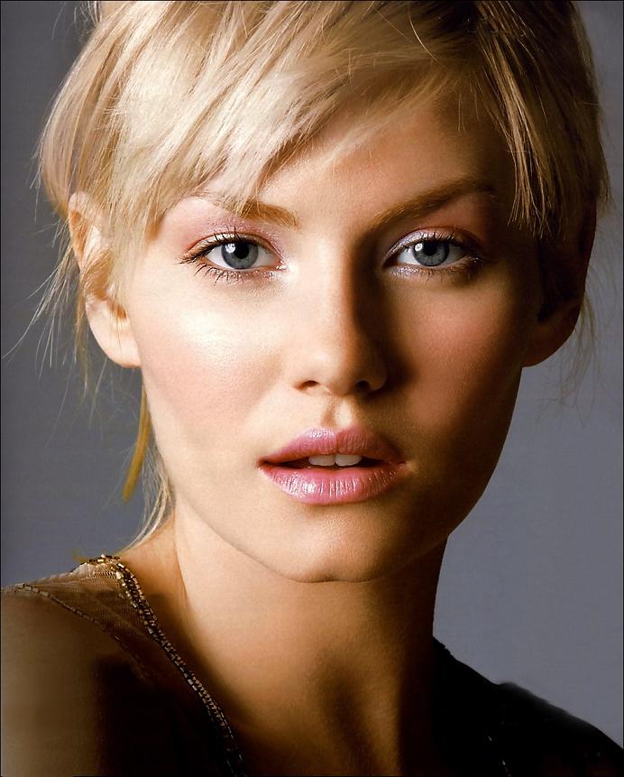 Elisha Cuthbert Photo (  )   /  - 64