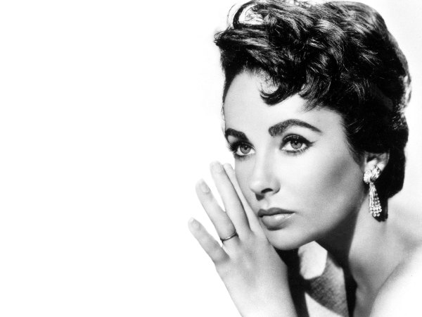 Elizabeth Taylor Photo (  )   /  - 20