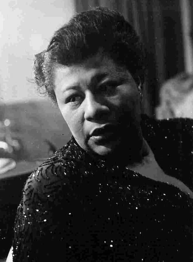 Ella Fitzgerald Photo (  )     /  - 4