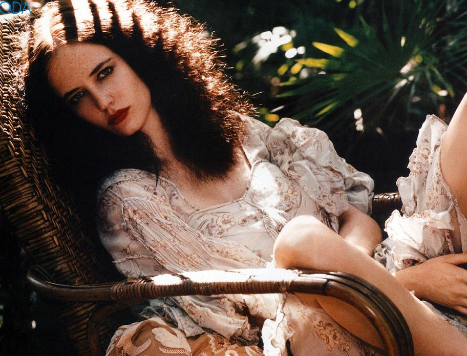 Eva Green Photo (  )    /  - 40