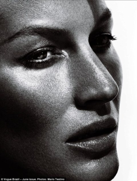 Gisele Bundchen Photo (  )     /  - 110