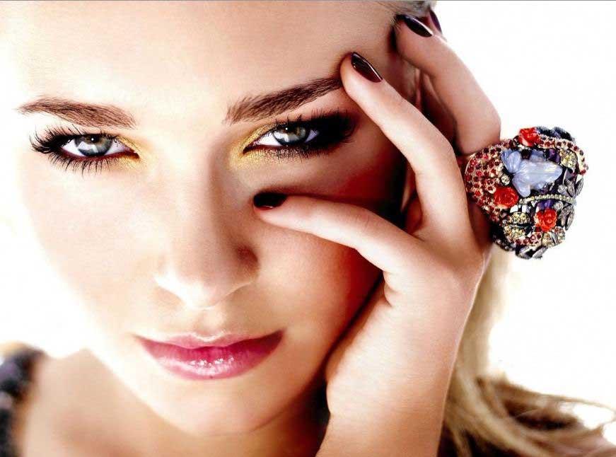 Hayden Panettiere Photo (  )  , ,  /  - 86