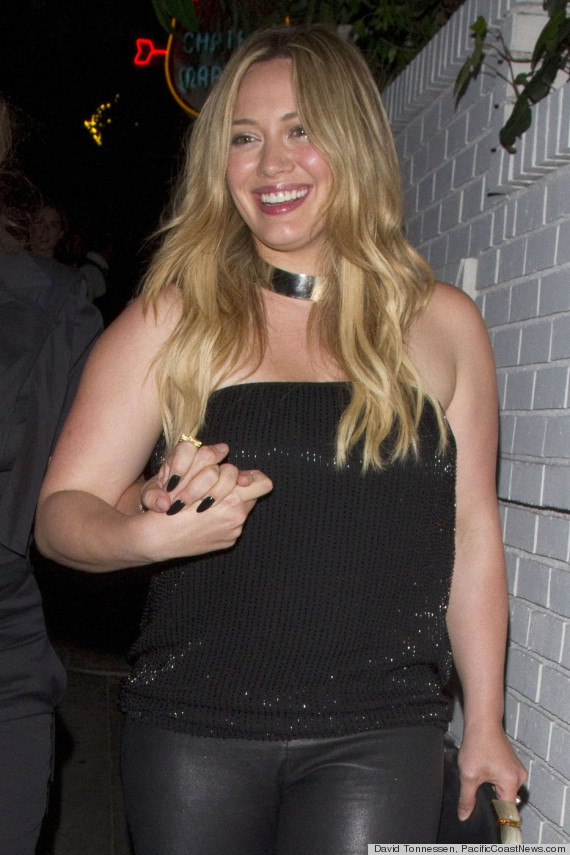 Hilary Duff Photo (  )  ,  /  - 36