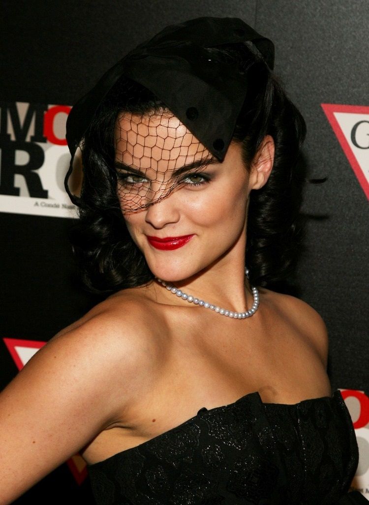 Jaimie Alexander Photo (  )   /  - 34