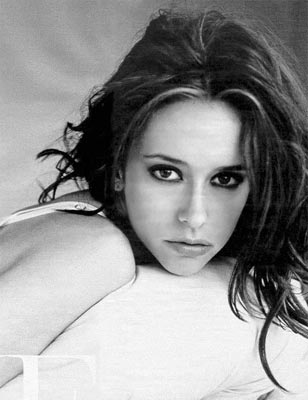 Jennifer Love Hewitt Photo (   )     /  - 18