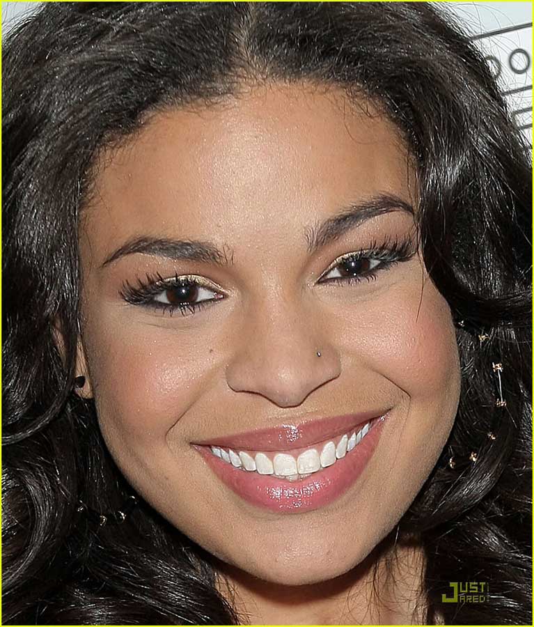 Jordin Sparks Photo (  )   /  - 17