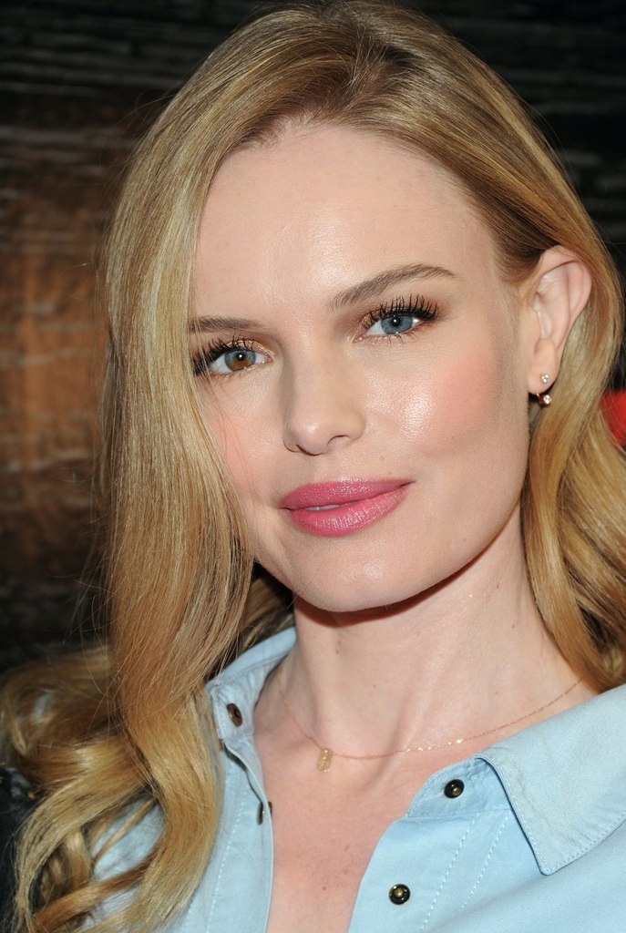 Kate Bosworth Photo (  )   /  - 7