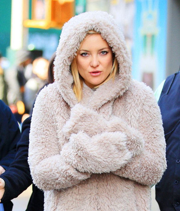 Kate Hudson Photo (  )   /  - 15