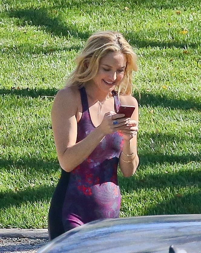 Kate Hudson Photo (  )   /  - 35