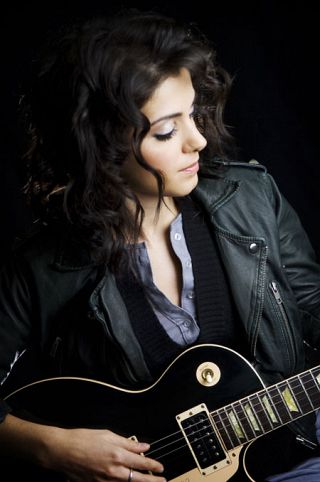 Katie Melua Photo (  )    /  - 9