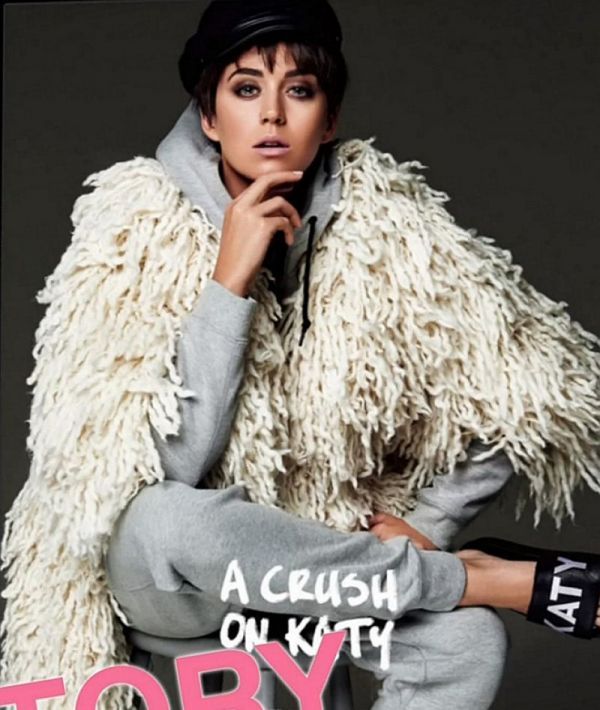 Katy Perry Photo (  )   /  - 55