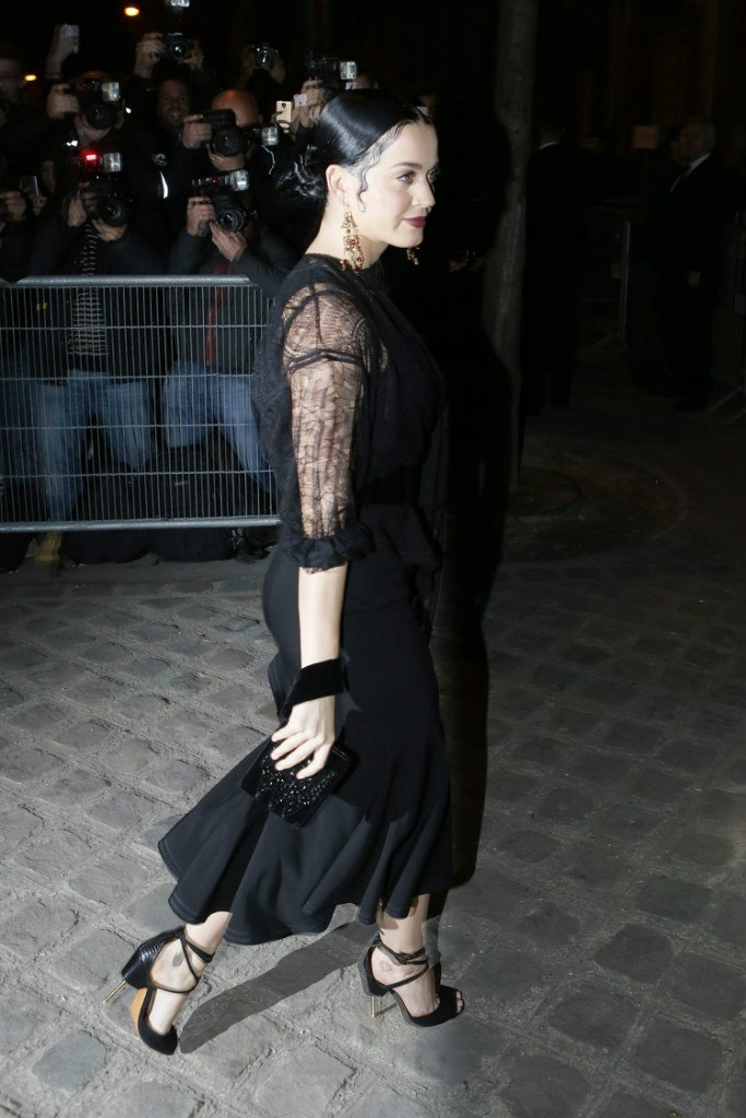 Katy Perry Photo (  )   /  - 61