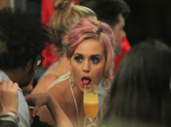 Katy Perry Photo (  )   /  - 69