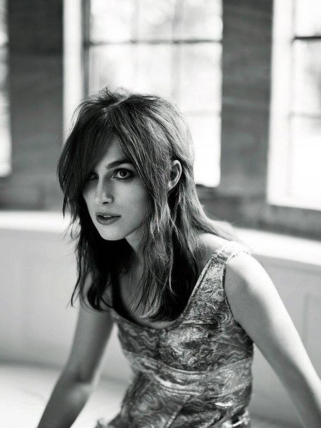 Keira Knightley Photo (  )  ,   /  - 22