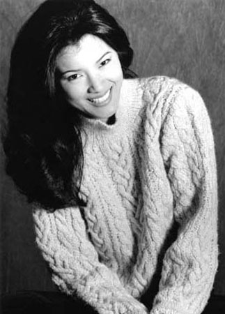 Kelly Hu Photo (  )   /  - 5