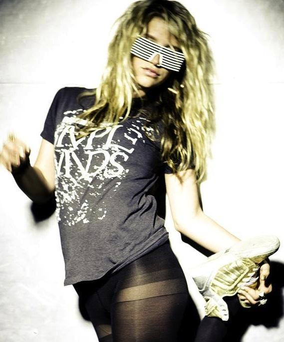 Kesha Photo ( )    /  - 39