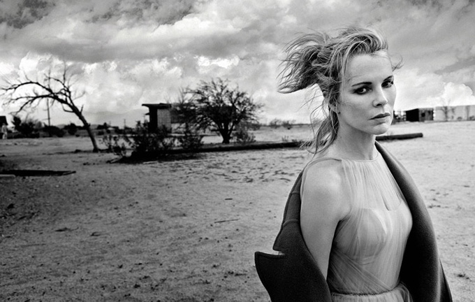 Kim Basinger Photo (  )  ,  /  - 15