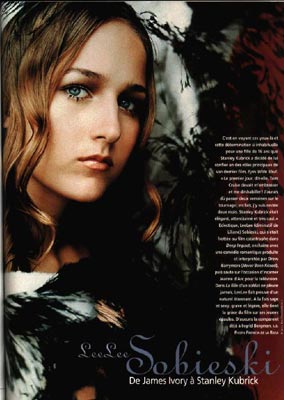   Photo (Leelee Sobieski )    /  - 21