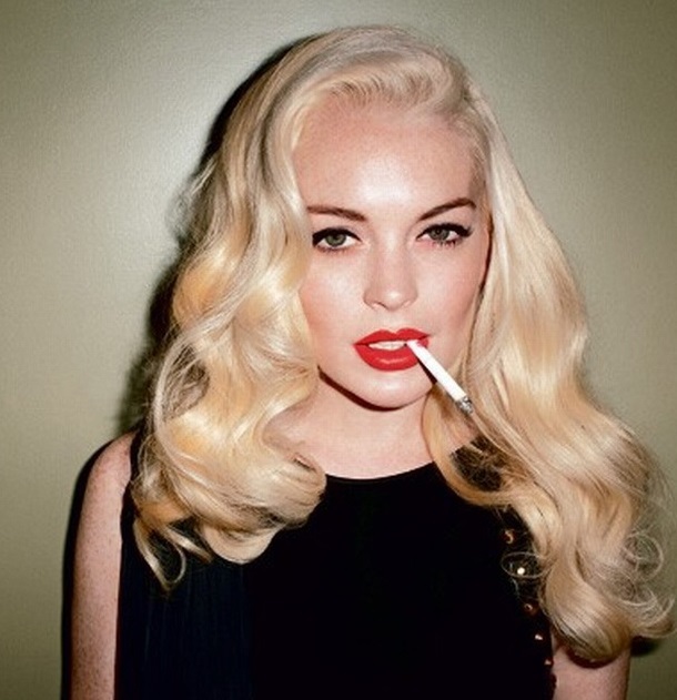 Lindsay Lohan ( )  - ,  /  - 107