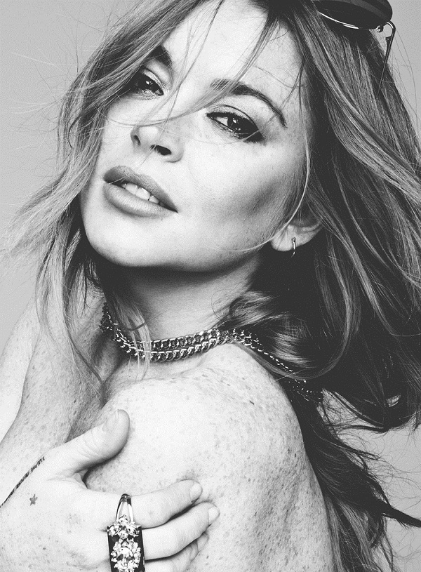 Lindsay Lohan ( )  - ,  /  - 128