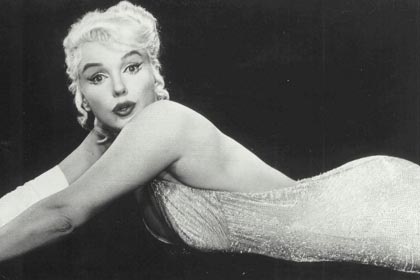 Marilyn Monroe Photo (  )  , ,  /  - 27