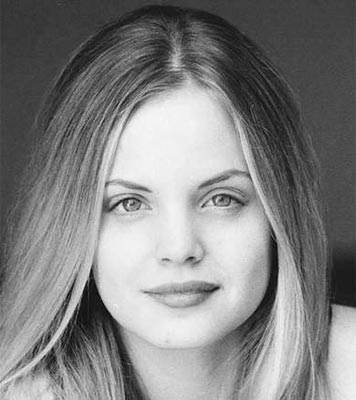 Mena Suvari Photo (  )   /  - 29