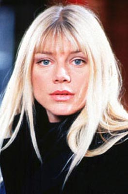 Peta Wilson Photo (  )   /  - 16