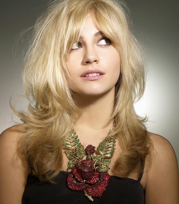 Pixie Lott Photo (  )   /  - 33