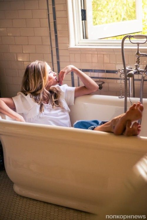 ����� ����������-������ (Rosie Huntington Whiteley) ���� - ������������ ������, Womens secret / �������� - 200