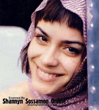 Shannyn Sossamon Photo (  )   /  - 12