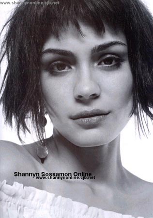 Shannyn Sossamon Photo (  )   /  - 14