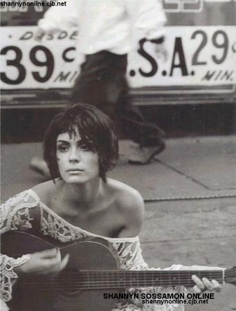 Shannyn Sossamon Photo (  )   /  - 15