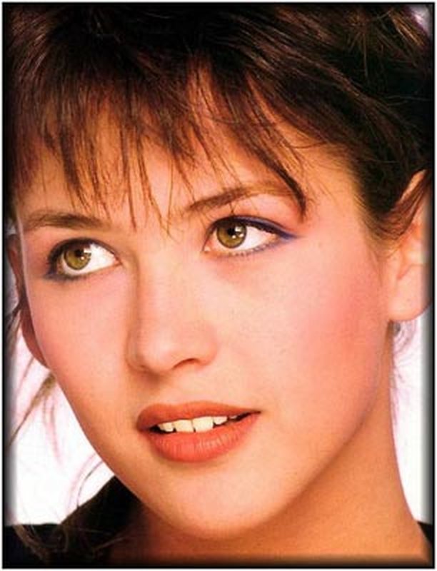 Sophie Marceau Photo (  )  ,  /  - 31