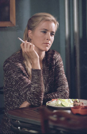 Tea Leoni Photo (  )   /  - 29