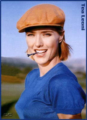 Tea Leoni Photo (  )   /  - 39