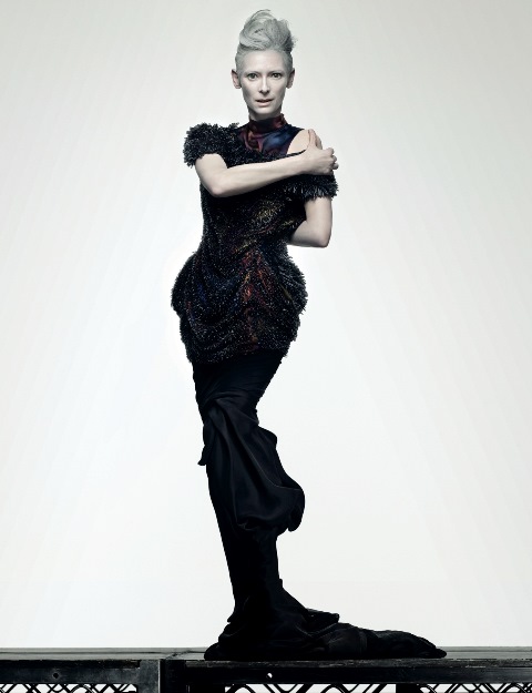 Tilda Swinton Photo (  )    /  - 10