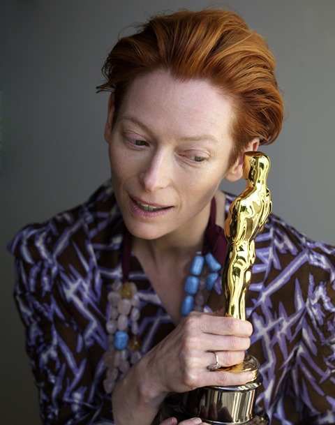 Tilda Swinton Photo (  )    /  - 18